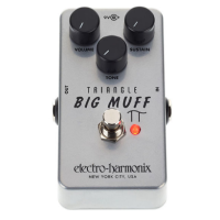 Electro Harmonix Triangle Big Muff Pi Effect pedal